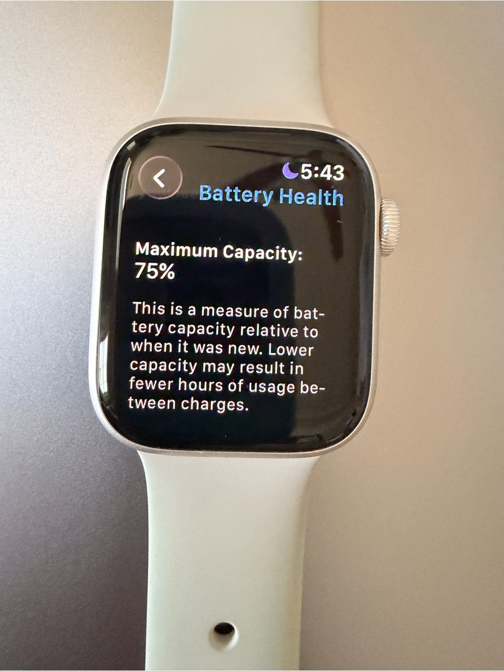 Apple Watch Series 7 Starlight Aluminum Case, Starlight Sport Band, 41 MM- GPS - Picture 9 of 9